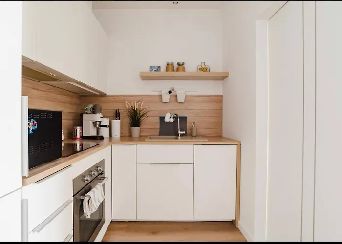 Homestay Color Wola Warsaw